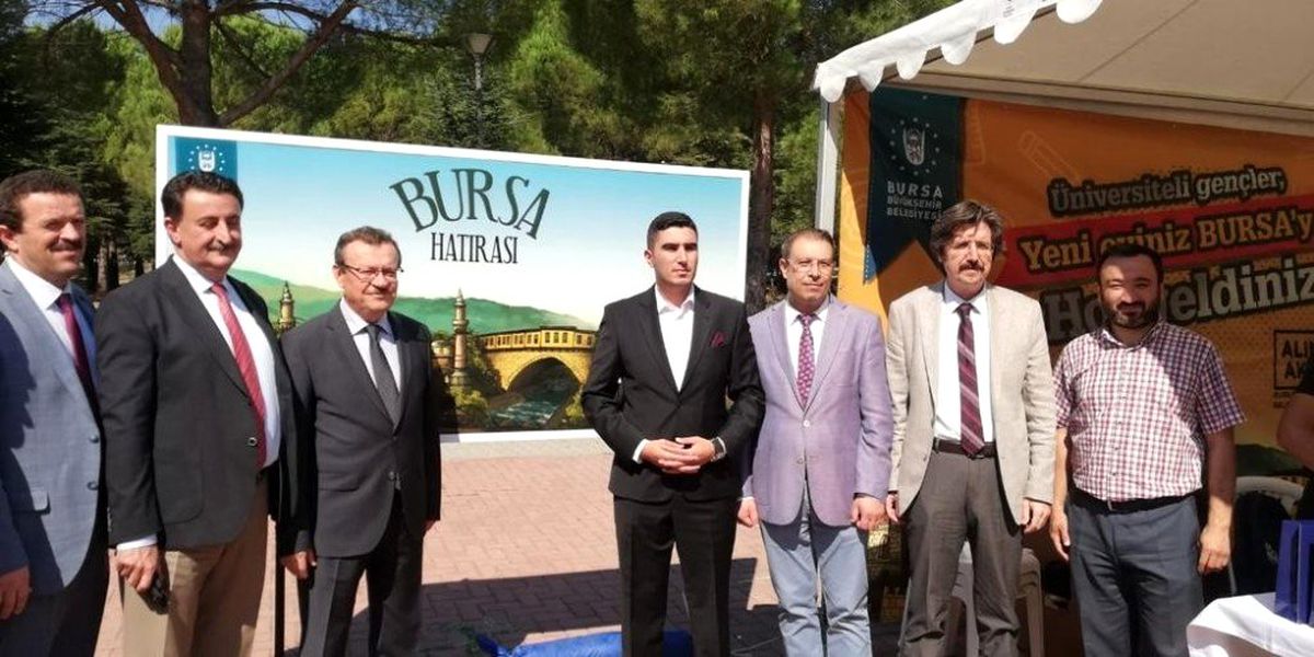 Üniversitelilere sıcak karşılama
