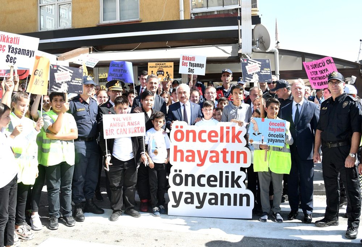 Yaya güvenliği için nöbet tuttular