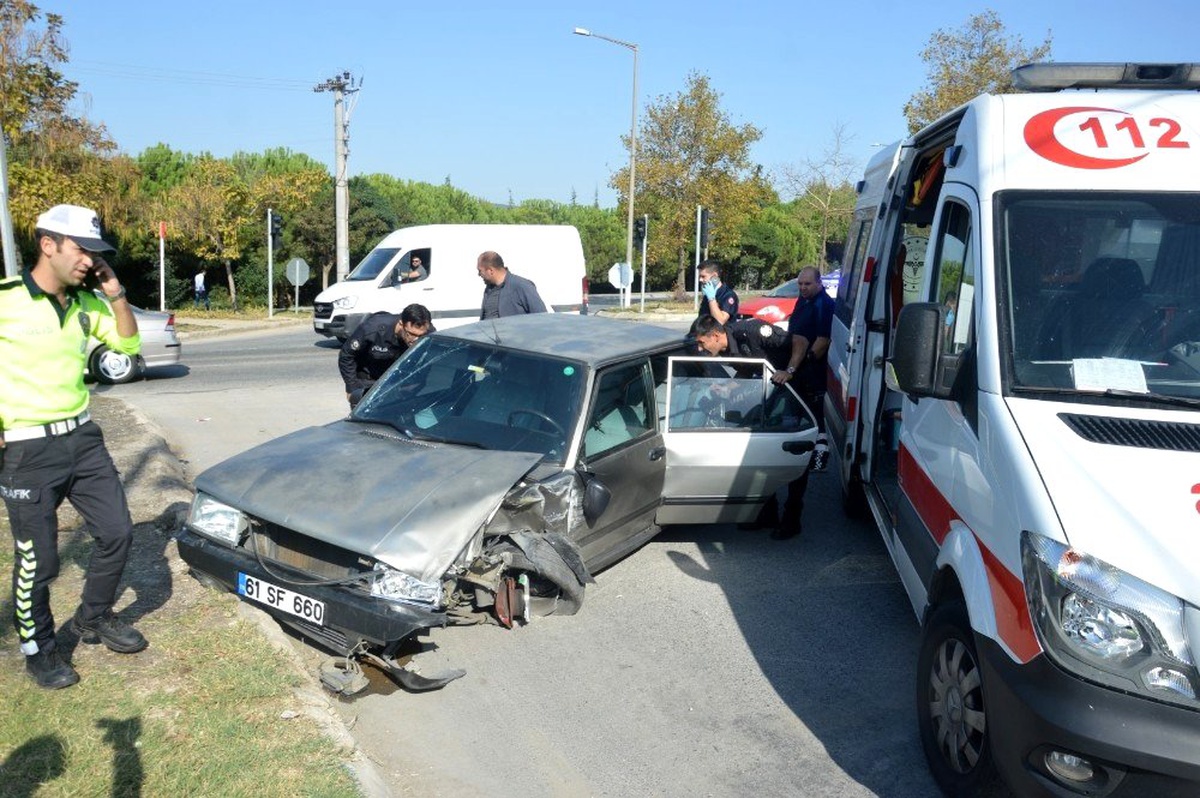 18 kilometrelik nefes kesen takip...Kaza yapınca yakalandılar