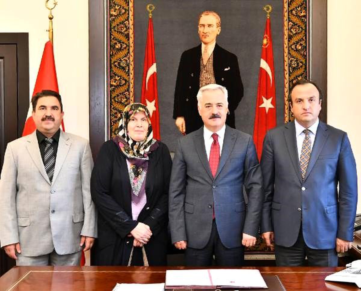 30 yıllık evini \'sağlık\' için bağışladı