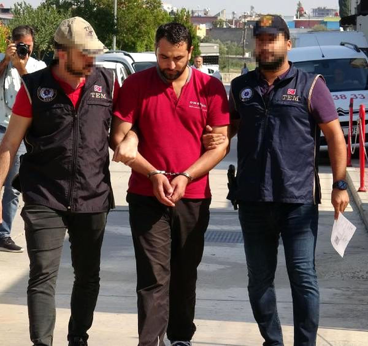 Adana\'da deaş operasyonu: 2 gözaltı