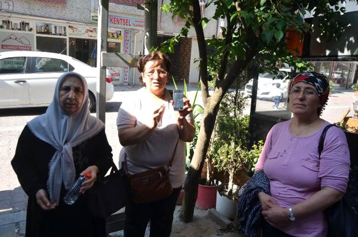 Avcılar\'da \'ağır hasarlı\' binaya 20 yıl sonra mühür ve tahliye