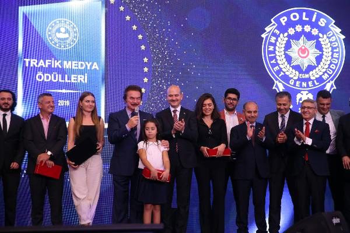 Bakan soylu: çakar kullanımı noktasında tavizsiz bir uygulamaya başlıyoruz