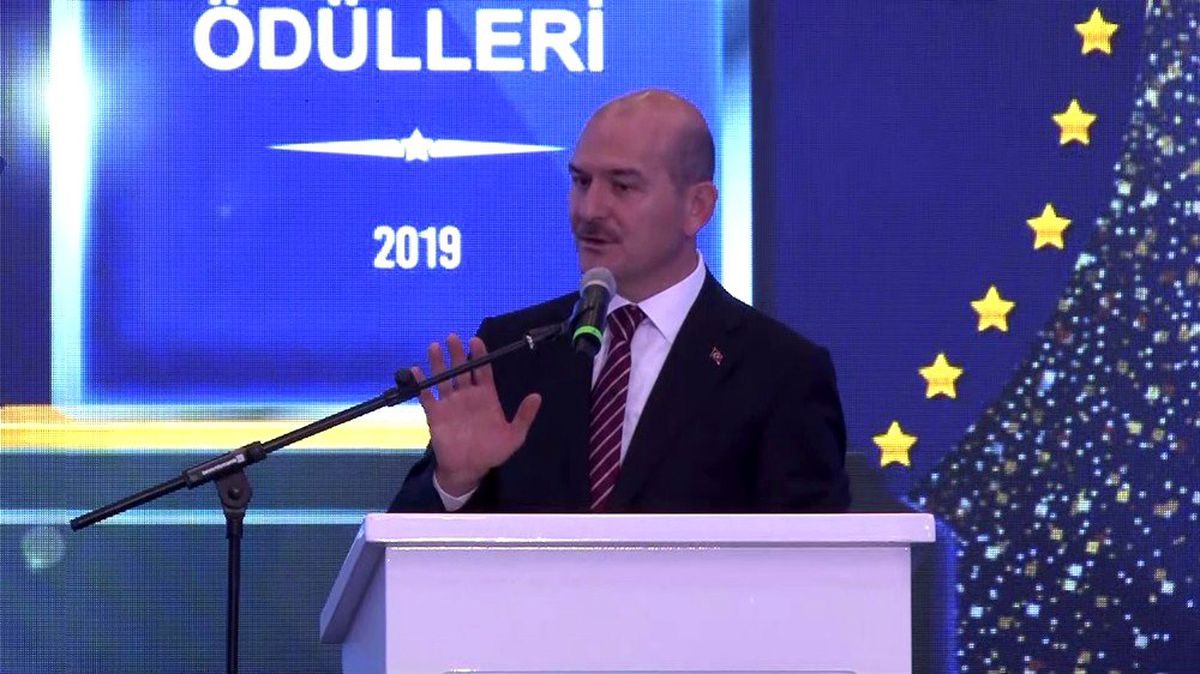Bakan Soylu: "Çakar kullanımında tavizsiz bir uygulamaya başlıyoruz, kimse kusura bakmasın"