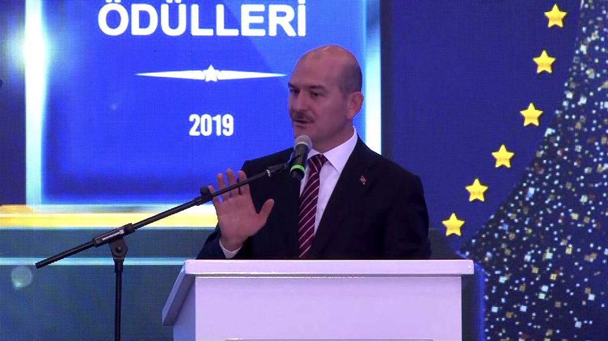 Bakan Soylu: "Çakar kullanımında tavizsiz bir uygulamaya başlıyoruz"