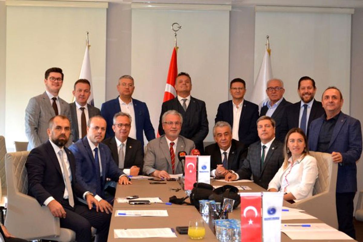 BALKANTÜRKSİAD, 500 milyar dolarlık Balkan pazarına odaklandı