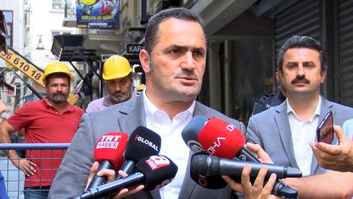 Beyoğlu\'nda çökme tehlikesi yaşayan bina için yıkım kararı