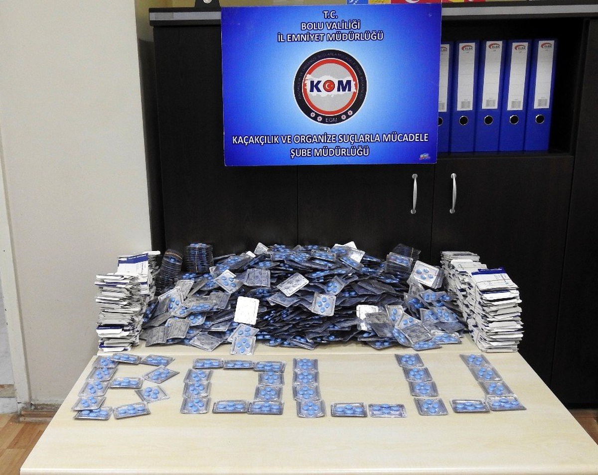 Bolu\'da, 4 bin 600 adet cinsel güç artırıcı hap yakalandı