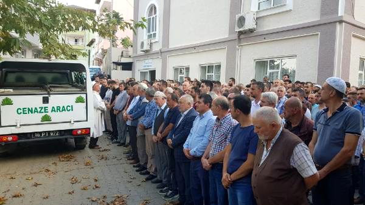 Dere kenarında cesedi bulunan genç toprağa verildi