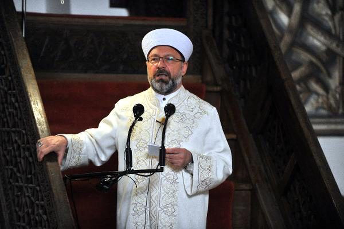 Diyanet işleri başkanı prof. dr. erbaş, cuma hutbesi\'ni ulu cami\'de okudu