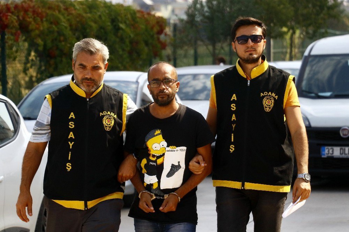 Dolandırdığı mağdurlara "enayi" diyen sanığa 14 yıl hapis cezası