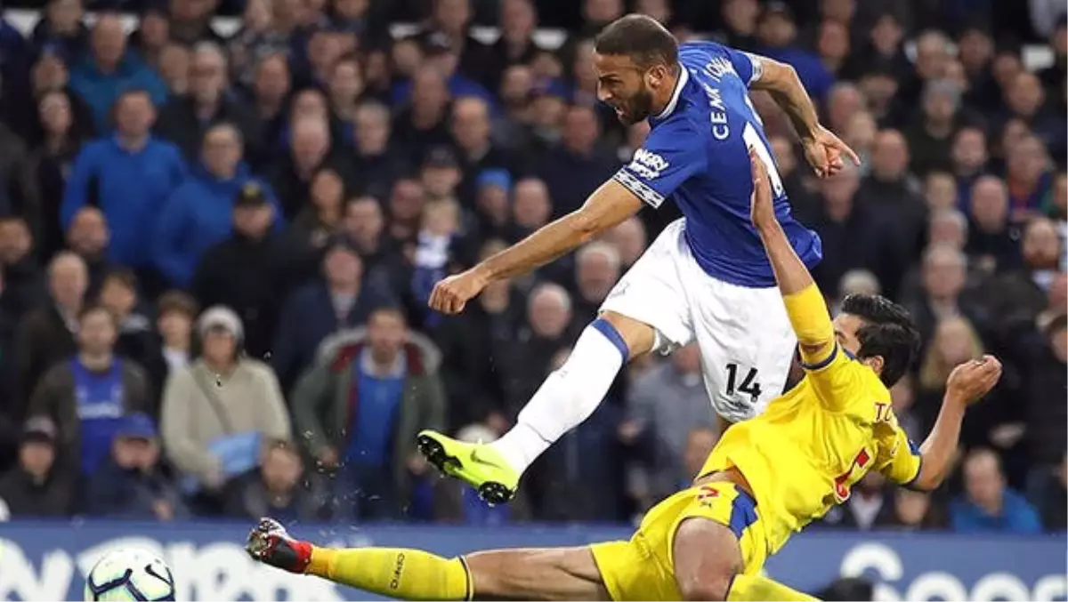 Everton, Cenk Tosun\'un fiyatını belirledi!