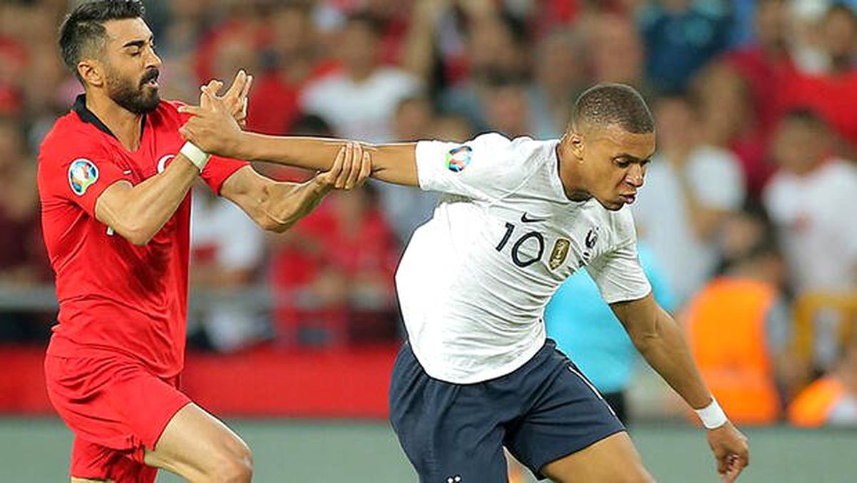 Fransa\'da Türkiye maçı öncesi çifte şok! Mbappe...