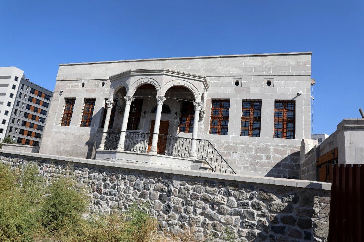 Geleneksel Kayseri Evi\'ni yansıtan Filinta\'nın Konağı hizmete hazır