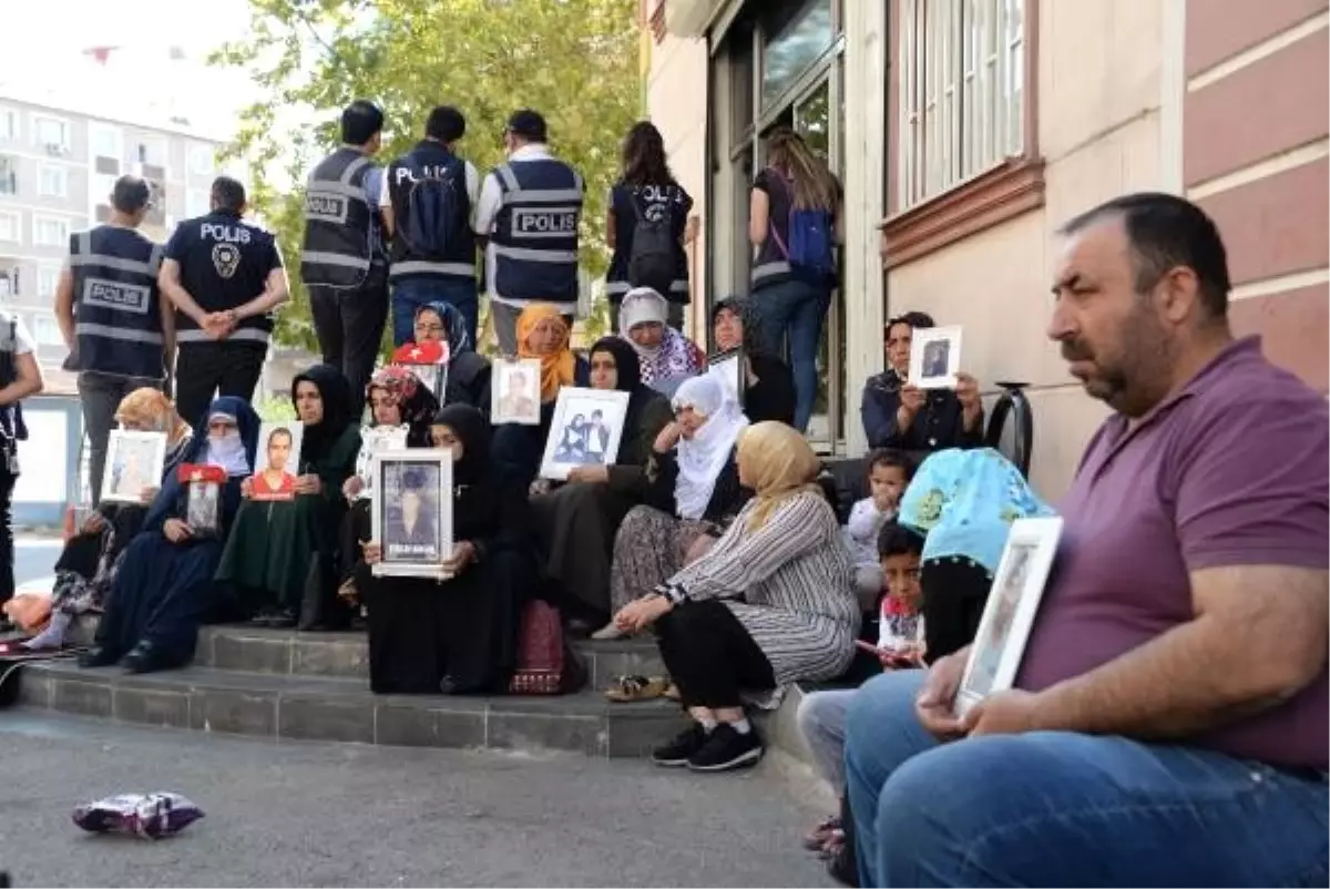 Hdp önündeki eylemde 32\'nci gün