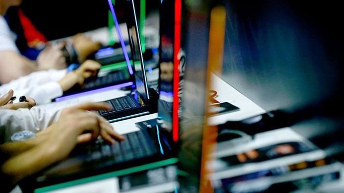 HP, tasarruf için 8000 kişiyi işten çıkaracak