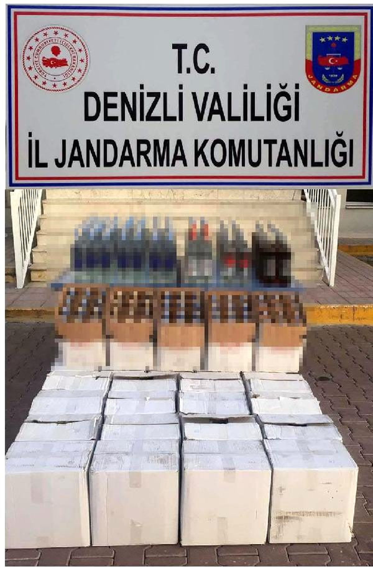 Kamyonette 456 litre sahte içki ele geçirildi