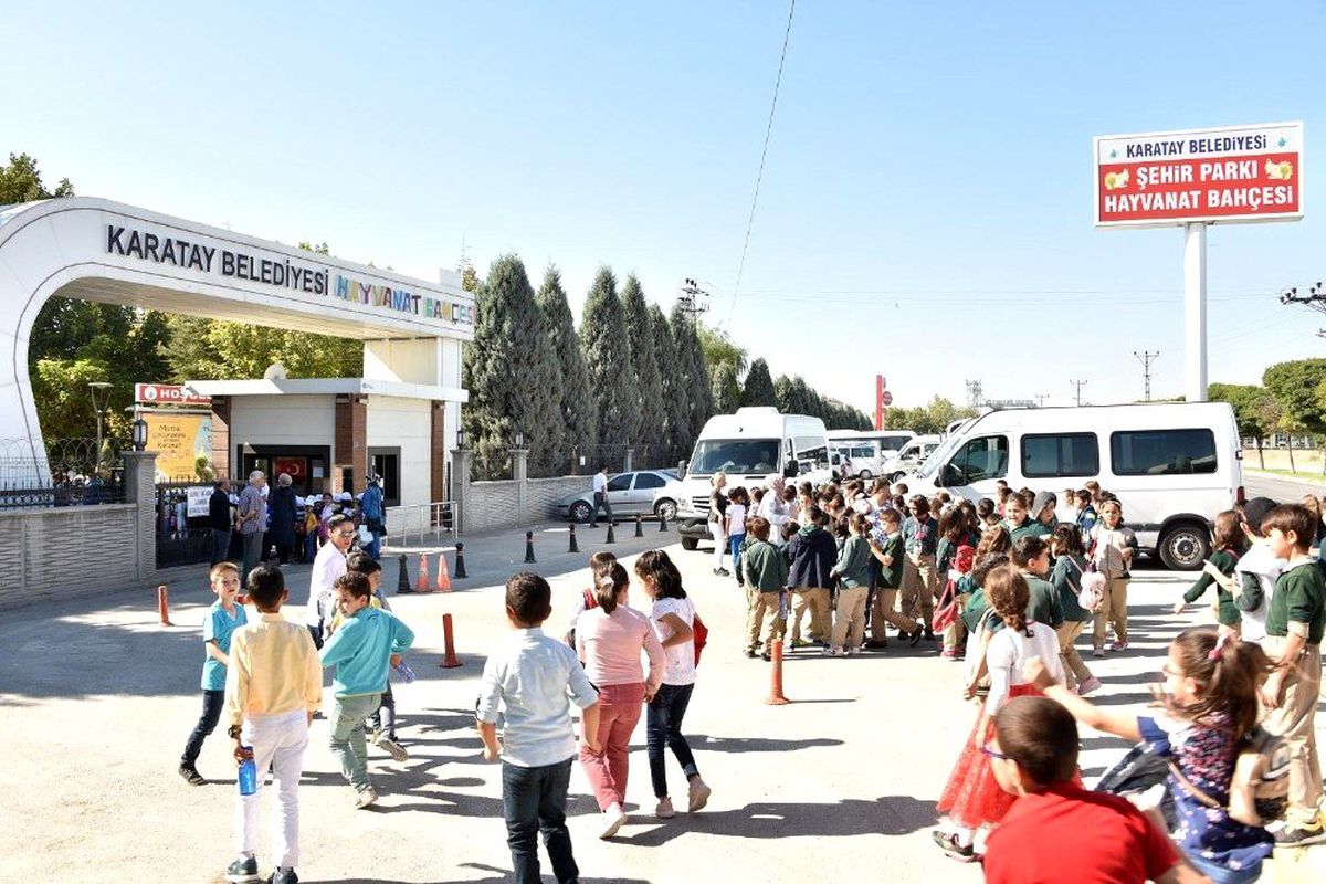 Karatay Hayvanat Bahçesi\'ne öğrencilerden yoğun ilgi