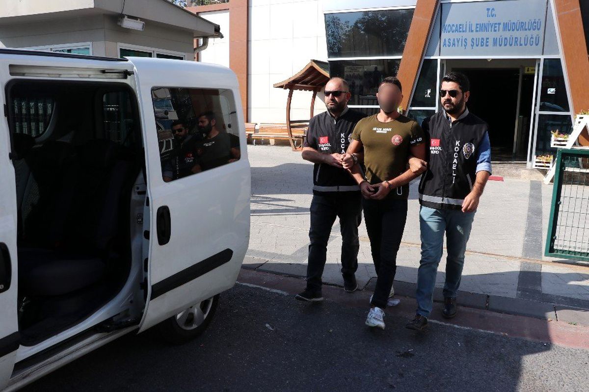 Konteyner dolandırıcısı çalıştığı iş yerinde yakalandı