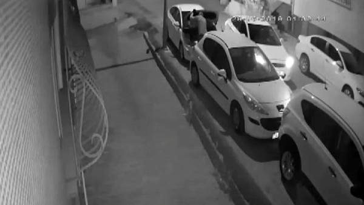 Otomobil hırsızlarına operasyon kamerada