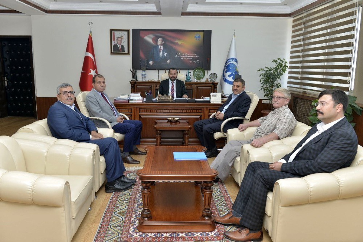 Rektör Akgül: "Her vatandaşımızın ülkesi, vatanı, milleti ve gelecek nesiller için sorumluluk...