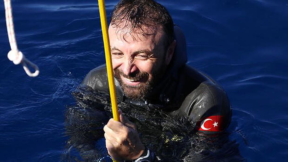 Rüstem Derin\'den Türkiye rekoru