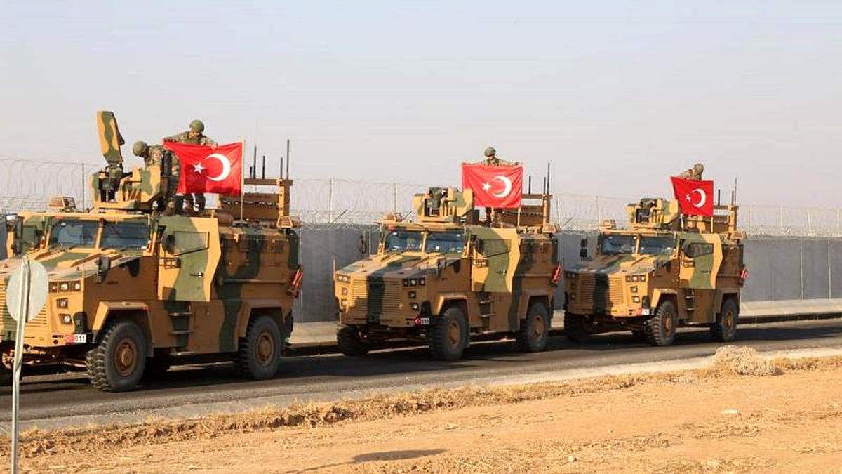 Suriye\'de Türkiye ve ABD\'den üçüncü birleşik kara devriyesi başladı