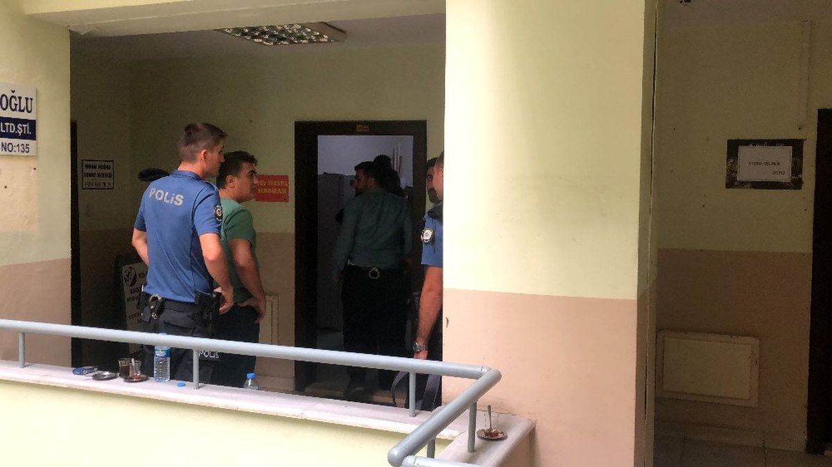 Terörle mücadele polisinden tekstil sendikasına operasyon
