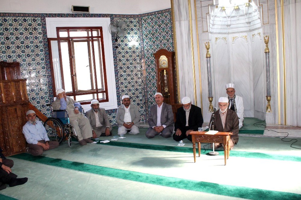 Tosya\'da emekli din görevlileri mevlit okudu