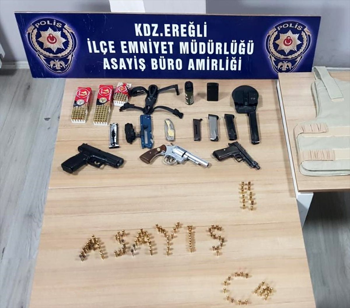 Zonguldak\'ta 9 ayrı suçtan aranan şüpheli tutuklandı