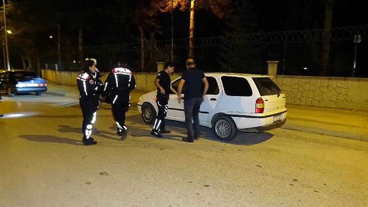 Alkollü sürücü polis uygulamasından kaçtı, yunus ekipleri yakaladı
