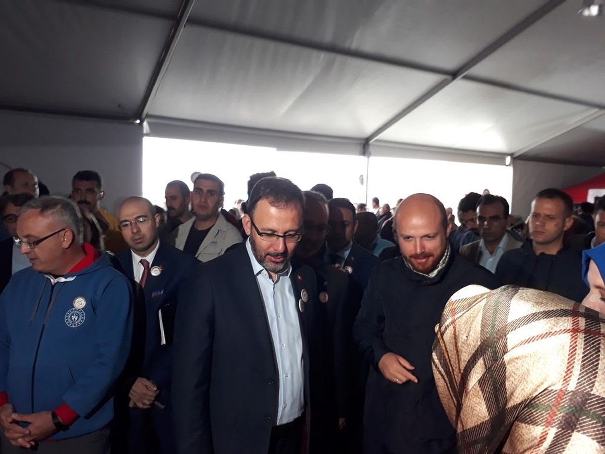 Bakan Kasapoğlu, Etnospor Kültür Festivali\'ni ziyaret etti