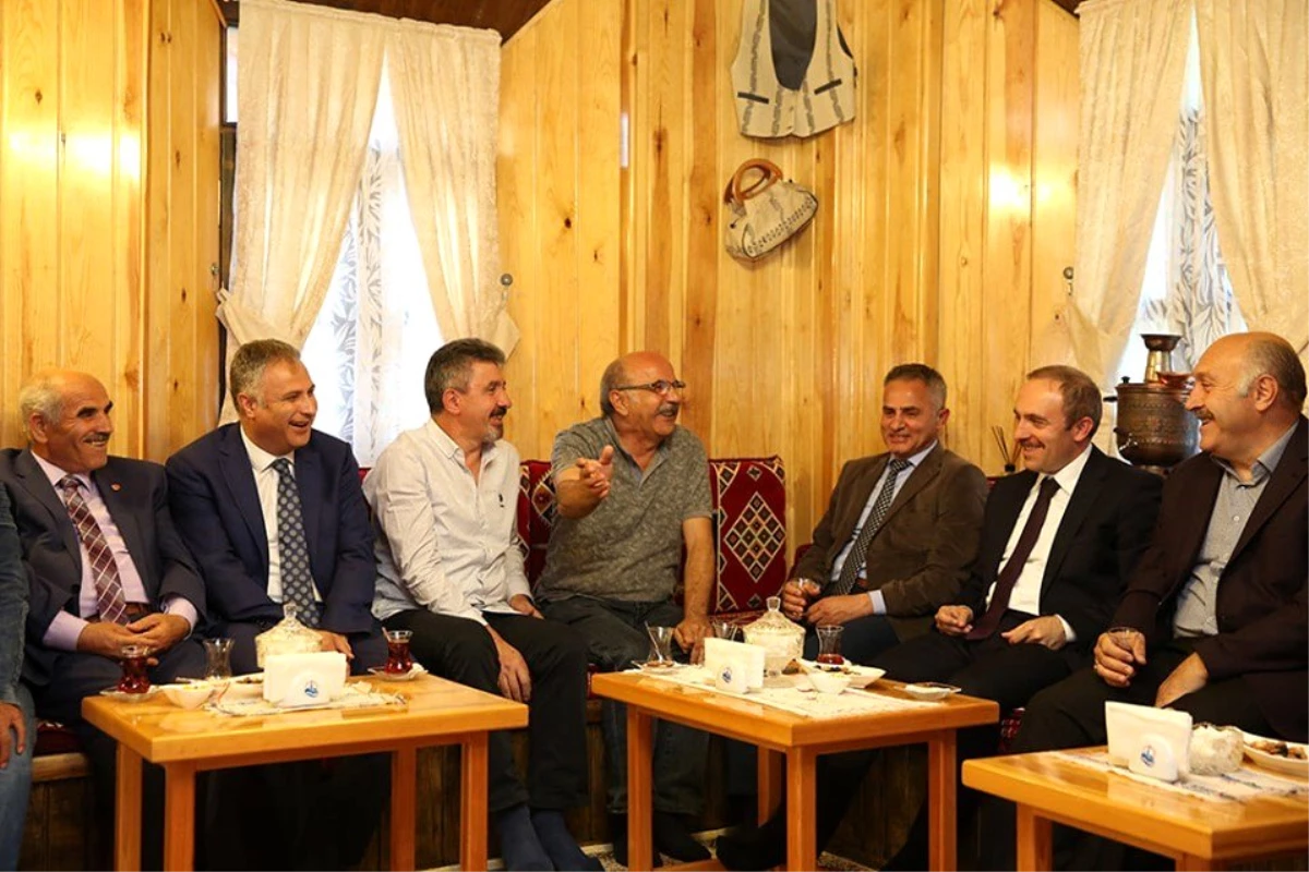 Bayburt türküleri ve barlarının TRT repertuvarına eklenmesi için çalışma başlatıldı