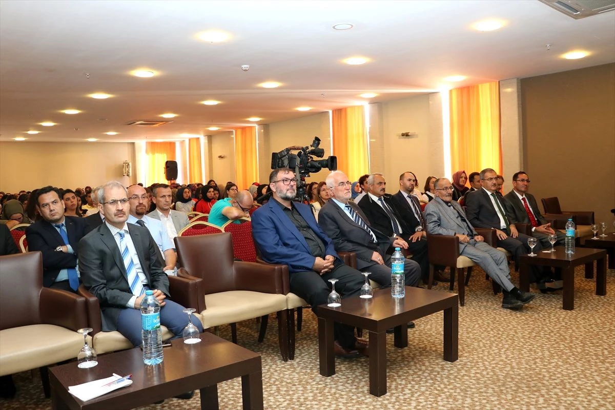 Beyşehir\'de "Afetlerde Bilinçlilik ve Acil Yardım" konferansı