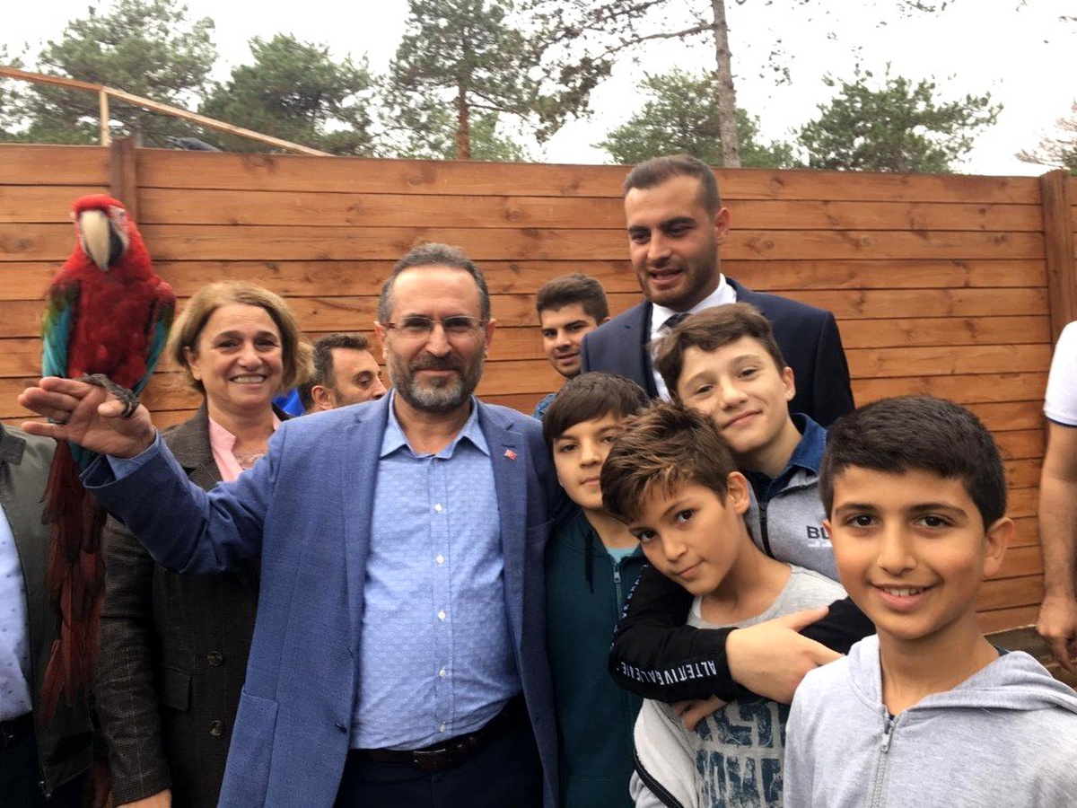 Çekmeköy\'de şehit ve gazi çocukları hayvanat bahçesini gezdi
