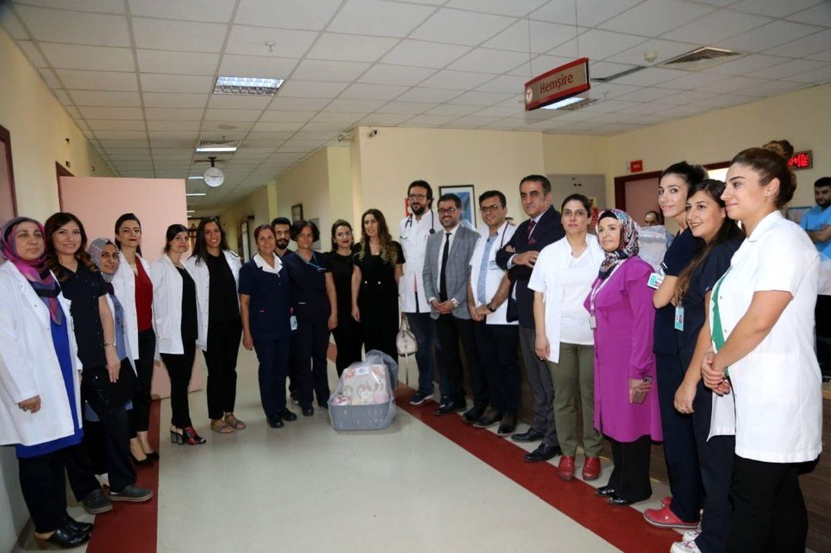 Ceylan Karavil Park AVM ailesi hastaları unutmadı