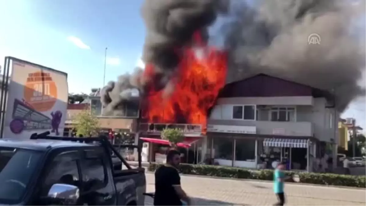 Fethiye\'de iş yeri yangını