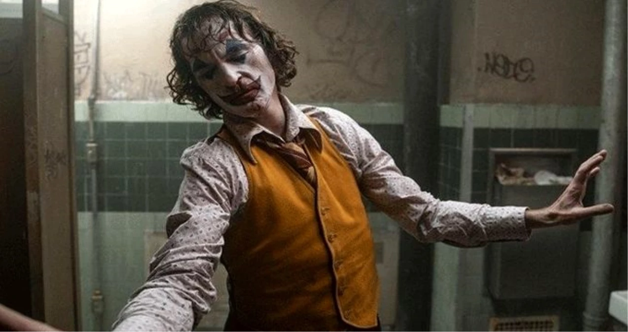 Joker, yayınlandığı ilk gün 13,3 milyon dolarlık gişe geliriyle rekor kırdı