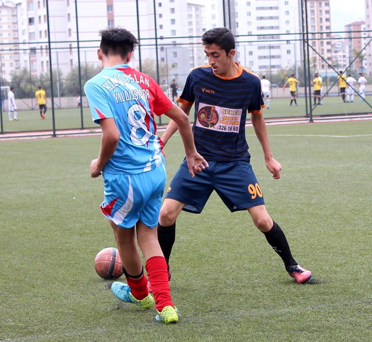 Kayseri U-17 Ligi\'nde 6. takım son hafta belli olacak