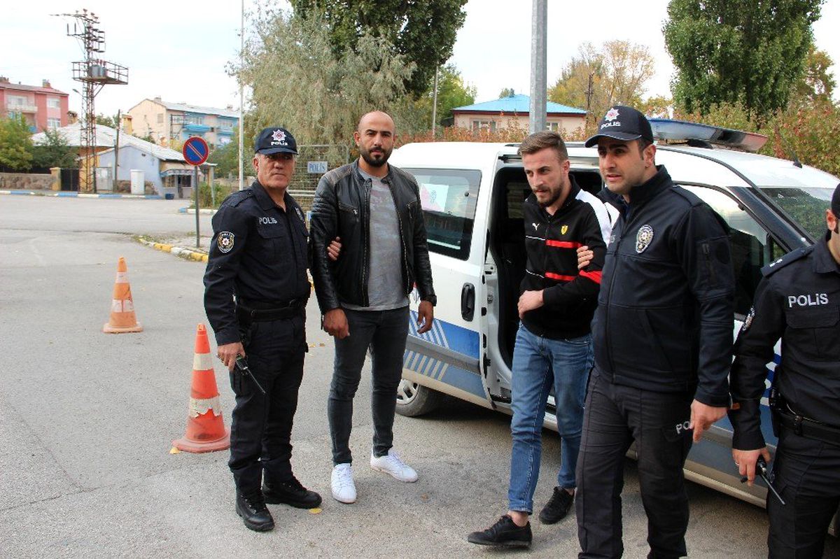 Lüks araçla "Drift" yapan arkadaşlara 15 bin liralık rekor ceza