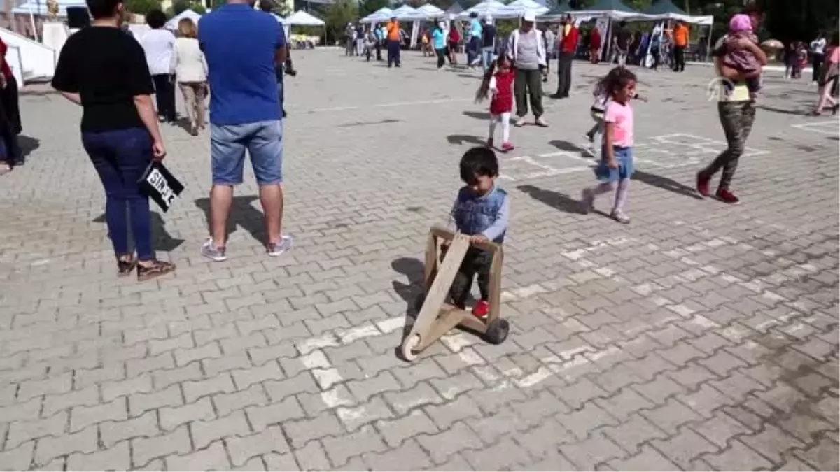 Otantik Çocuk Oyunları ve Oyuncakları Şenliği