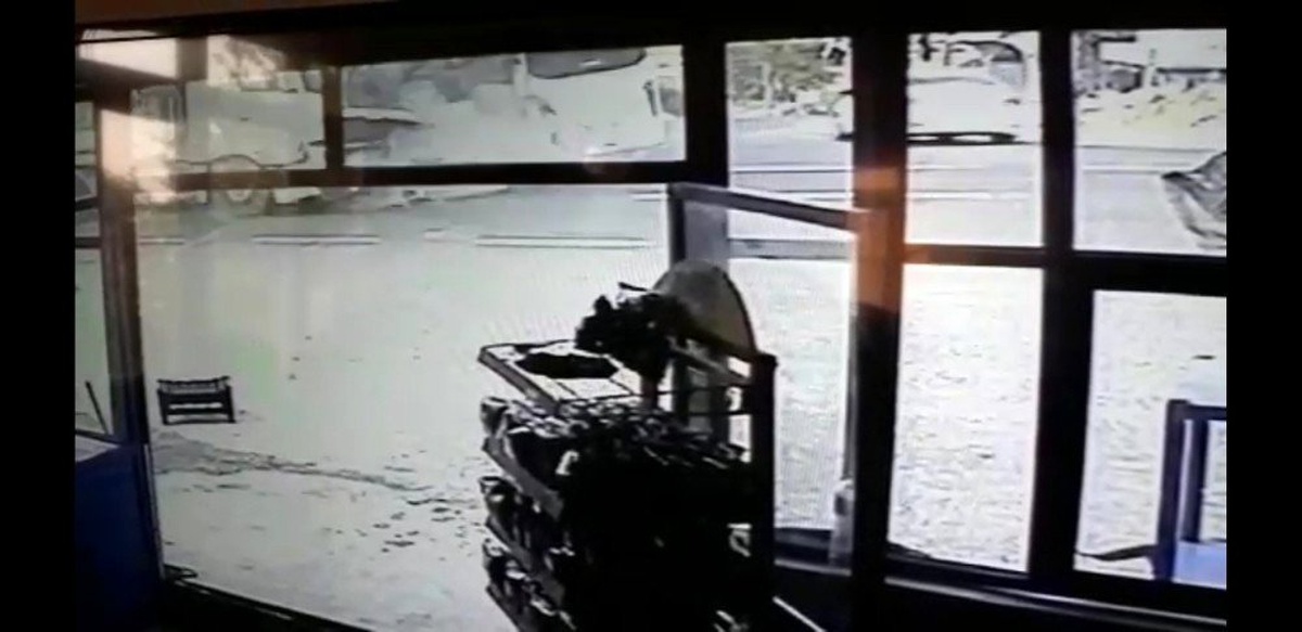 Şanlıurfa\'da 16 askerin yaralandığı kaza kamerada