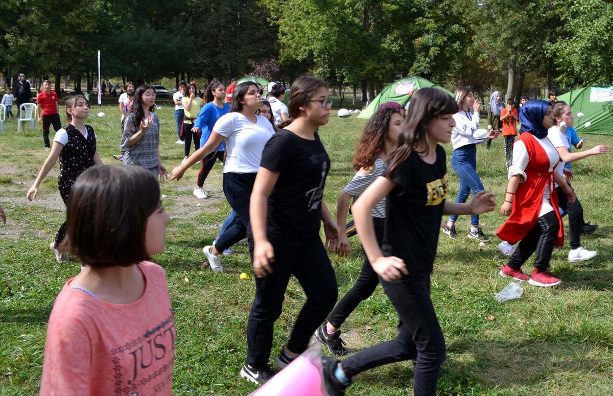 Tokat\'ta sevgi evlerindeki çocuklar piknikte buluştu