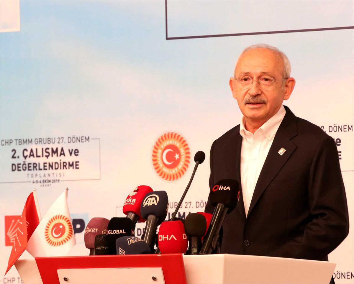 "Vatan sevgisi sıradan bir sevgi değildir"