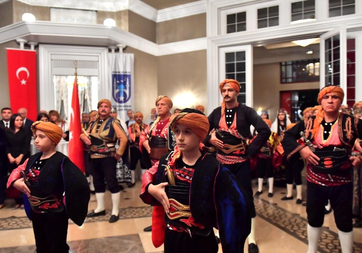 Atatürk\'ün Ankara hemşehriliğini kabulünün 97\'nci yılı
