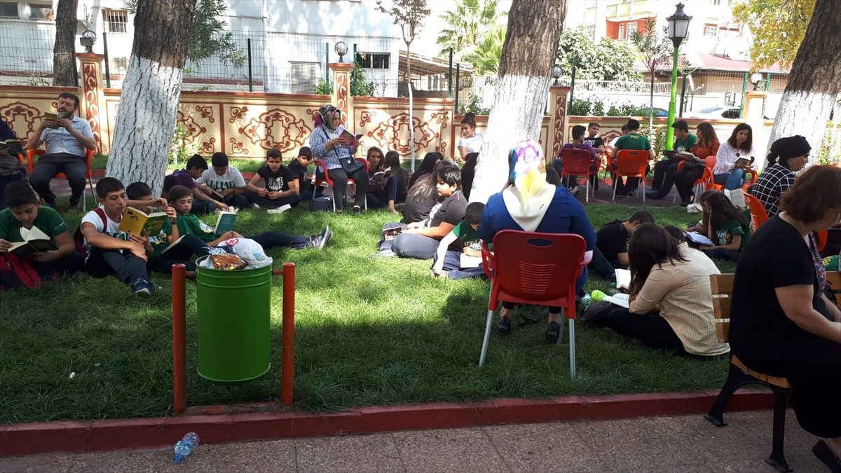 "Ben okuyorum Gaziantep okuyor" kampanyası