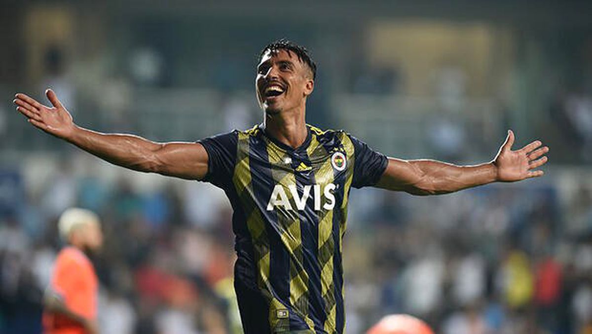 Fenerbahçe\'de Nabil Dirar şoku!
