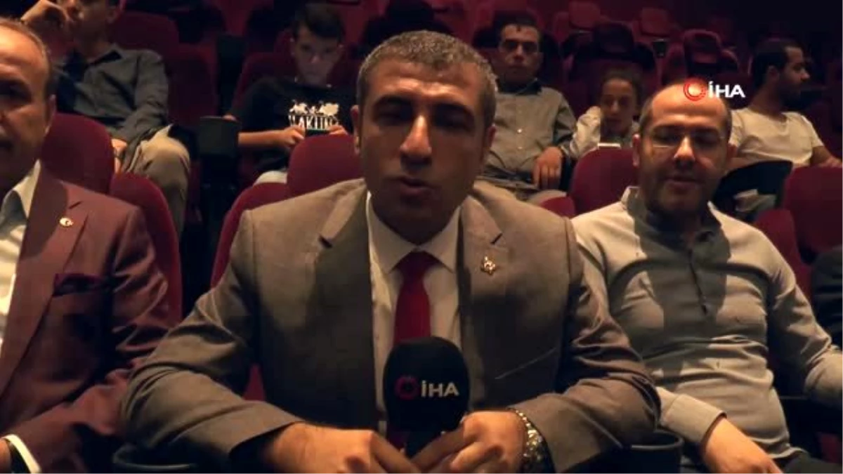 Gaziantep\'teki MHP\'liler sinema etkinliğinde bir araya gelerek Ahmet Şafak\'ın "Kuşatma Yedi...