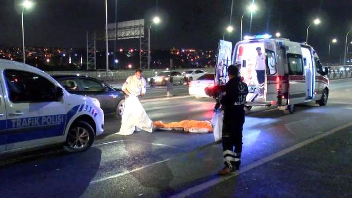 Haliç köprüsü\'nde otomobilin çarptığı yaya öldü