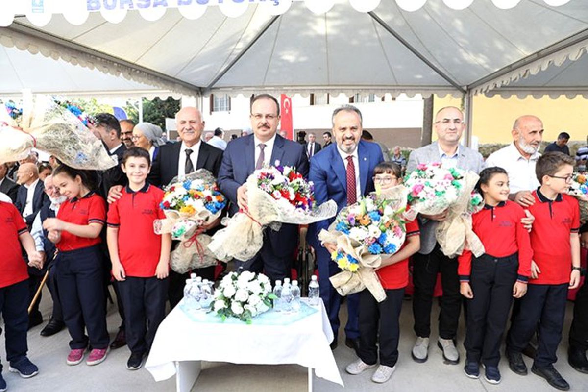 İş insanlarından eğitime destek